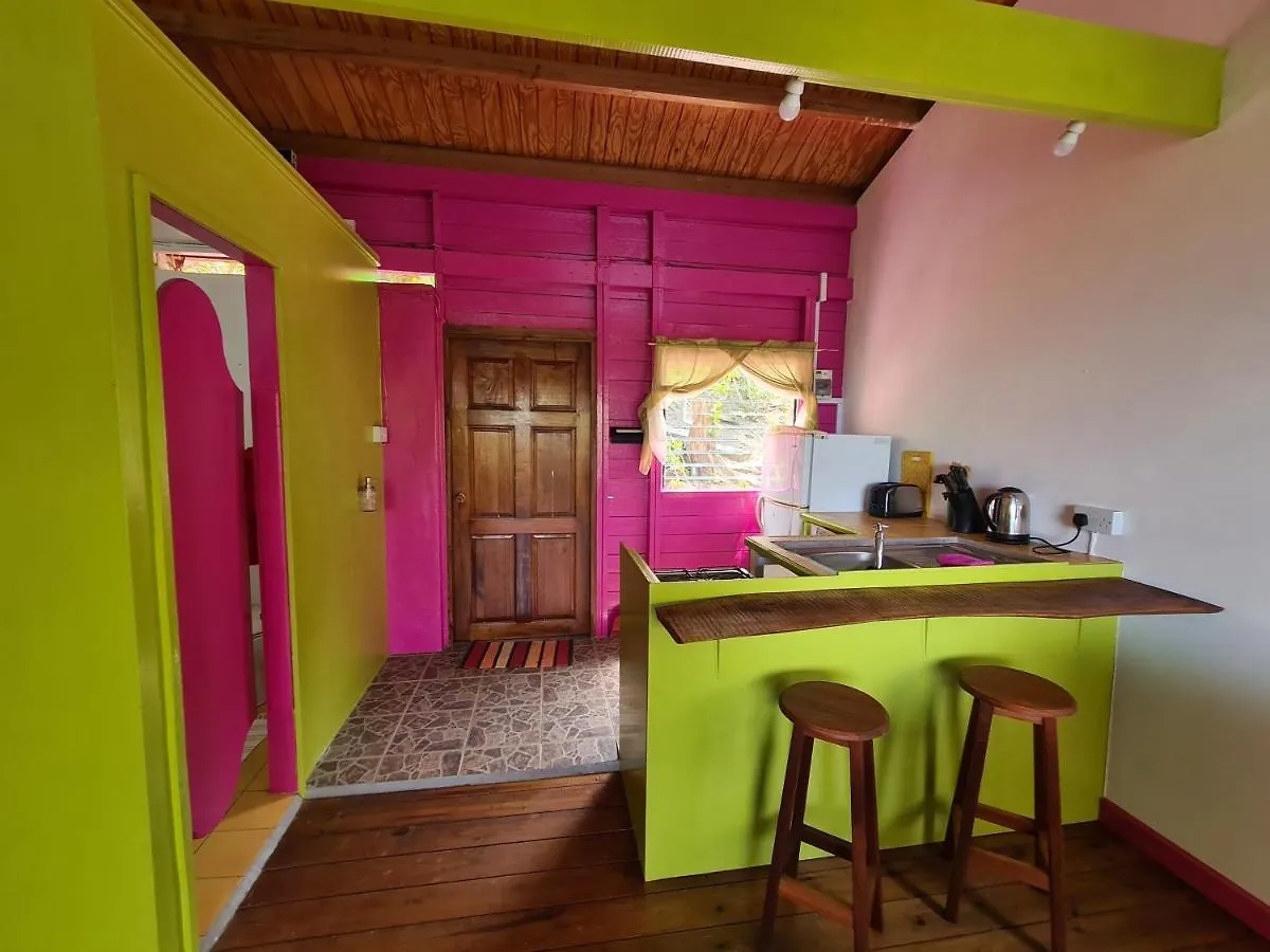 Sauteurs Almost Paradise Cottage Retreats شقة فندقية