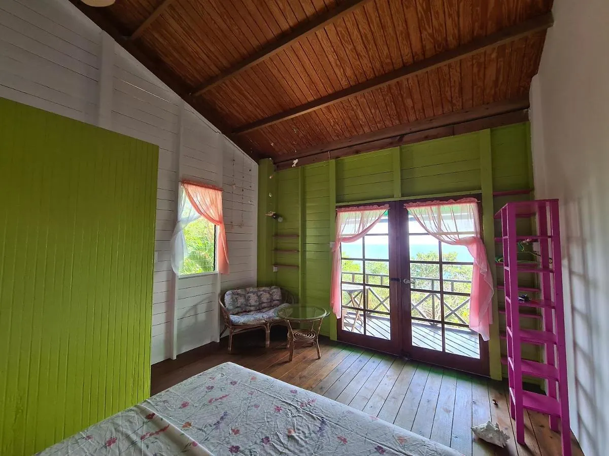 Sauteurs Almost Paradise Cottage Retreats 0*,  جرينادا
