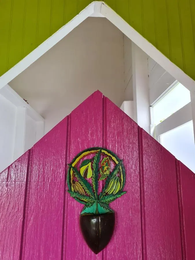 Aparthotel Almost Paradise Cottage Retreats Sauteurs